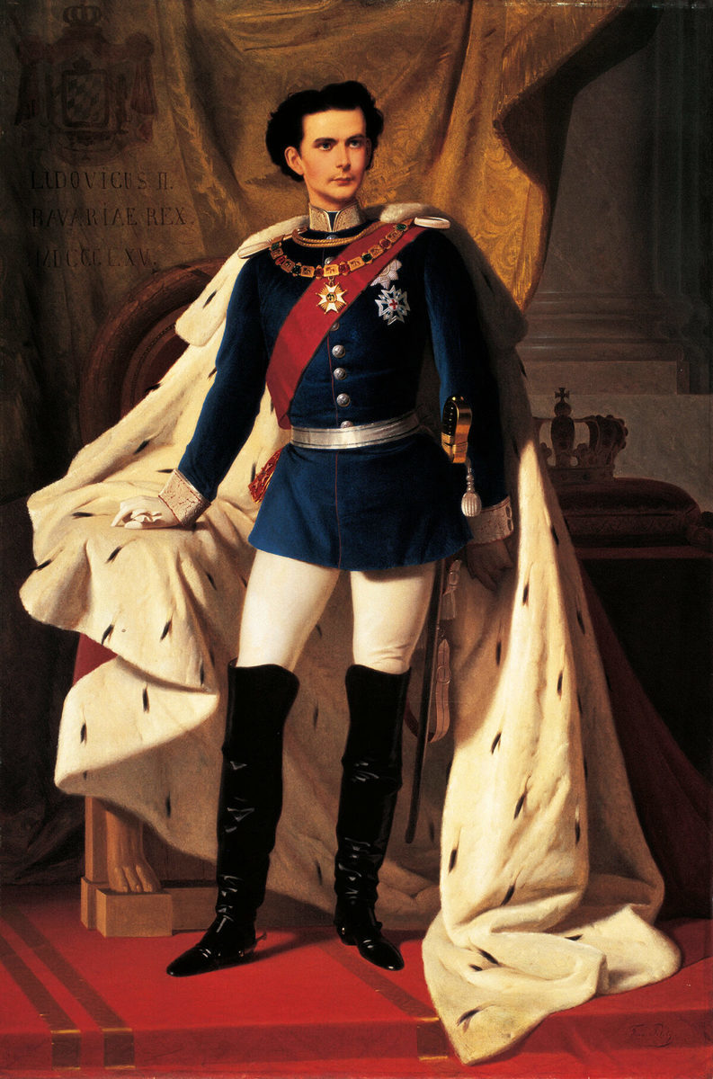 身著巴伐利亞將軍制服和加冕長袍的路德維希二世國王肖像，由費迪南德‧皮洛蒂（Ferdinand von Piloty）繪於1865年。（公有領域）