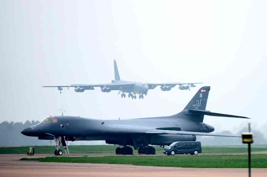 B-52轟炸機執行夜間打擊伊朗任務 影片曝光