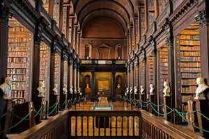 世界最大單室圖書館 藏20萬冊珍貴書籍