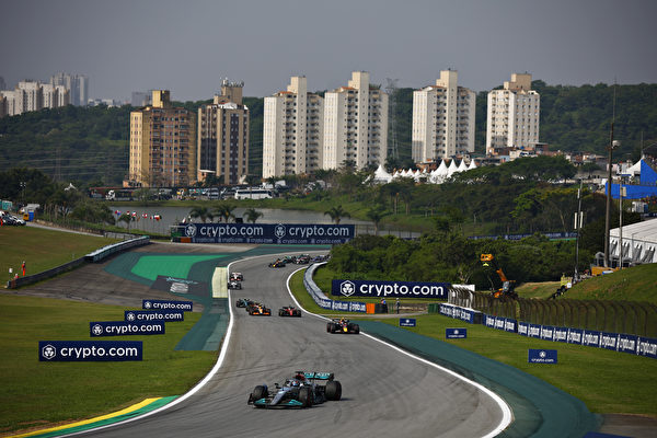 2022年11月13日,F1第21站聖保羅大獎賽在英特拉格斯賽道進行。從1973年起,英特拉格斯賽道開始舉辦F1賽事,單圈只有4.309公里,正賽需要跑71圈。(Jared C. Tilton/Getty Images)