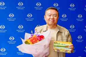 老燈：《紐時》為何攻擊法輪功和神韻