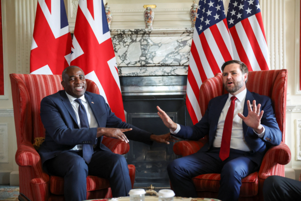 英美對加沙政策存在分歧 美副總統：但目標一致