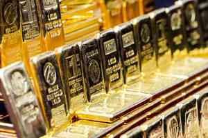 白銀突破75美元 黃金鉑金齊創新高