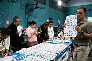 危地馬拉總統大選投票結束 料8月進行決選