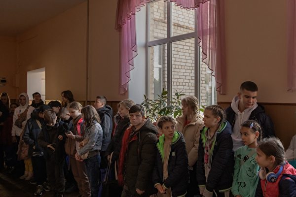報告：數千烏克蘭兒童被帶到白羅斯「再教育」