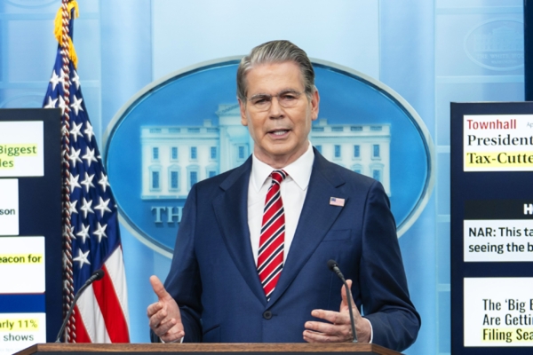 推進經濟之怒行動 美財政部對伊朗祭新制裁