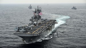 特朗普：美突擊艦擊毀伊朗無人機
