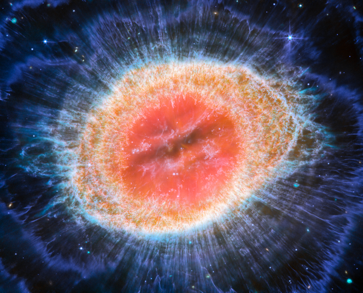 著名環狀星雲現神秘「鐵棒」令科學家驚喜