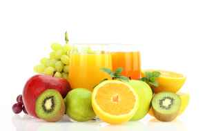 顧健康補充維他命 吃水果比喝果汁更營養