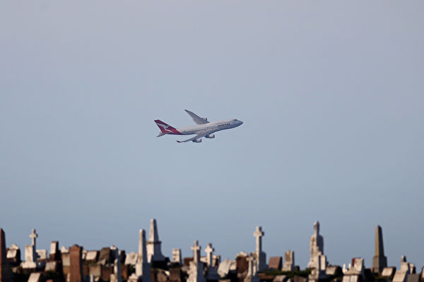 2023年1月29日，澳洲航空公司一架飛往科夫斯港（Coffs Harbour）的航班因潛在的起落架問題被迫折返悉尼。圖為澳航班機資料圖片。（Ryan Pierse/Getty Images）