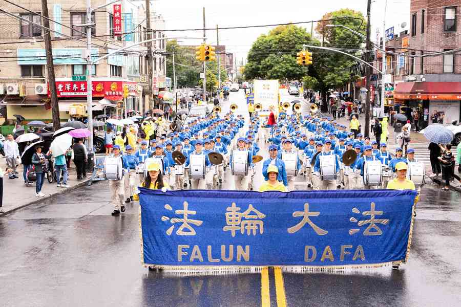 【圖輯】法輪功紐約遊行 聲援4.5億人三退