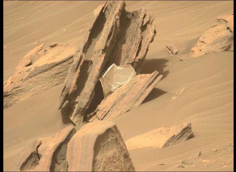 毅力號探測車在火星上發現垃圾 誰「扔」的？