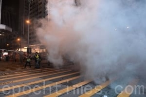  萬枚催淚彈害慘香港 明星被曝為兒轉學至台灣