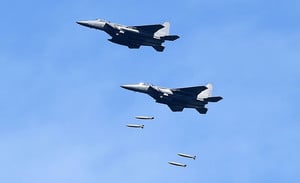 北韓實彈轟炸南韓F-15K戰機模型 挑釁升級