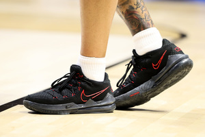 Nike就含人血的「撒旦鞋」提出訴訟