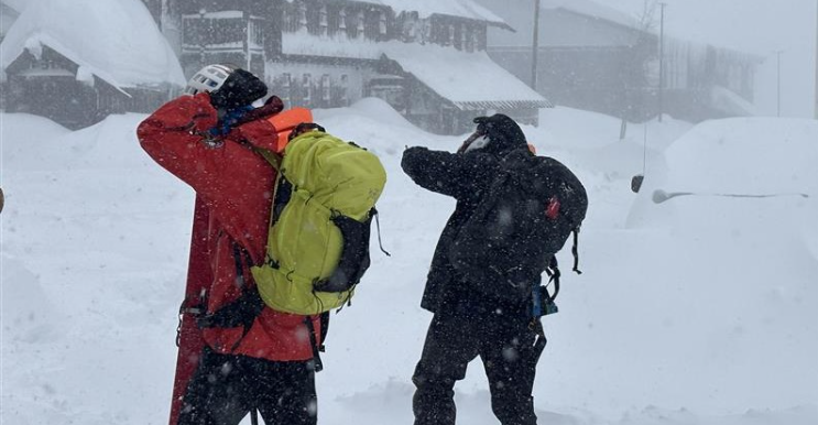 加州太浩湖雪崩：救援隊找到全部9名罹難者遺體