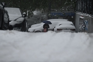 內蒙大雪  市民晨起發現一樓被埋沒 （影片）