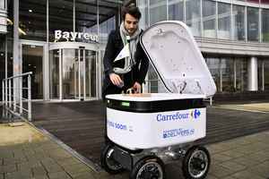 【圖輯】比利時家樂福測試自動送貨機器人