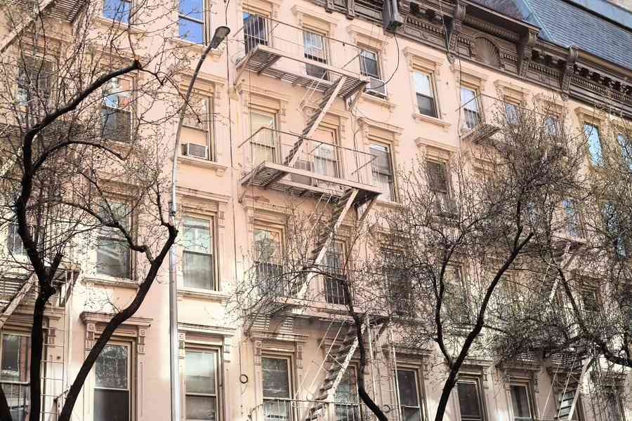 美國人3月份收入升幅首次超過租金升幅