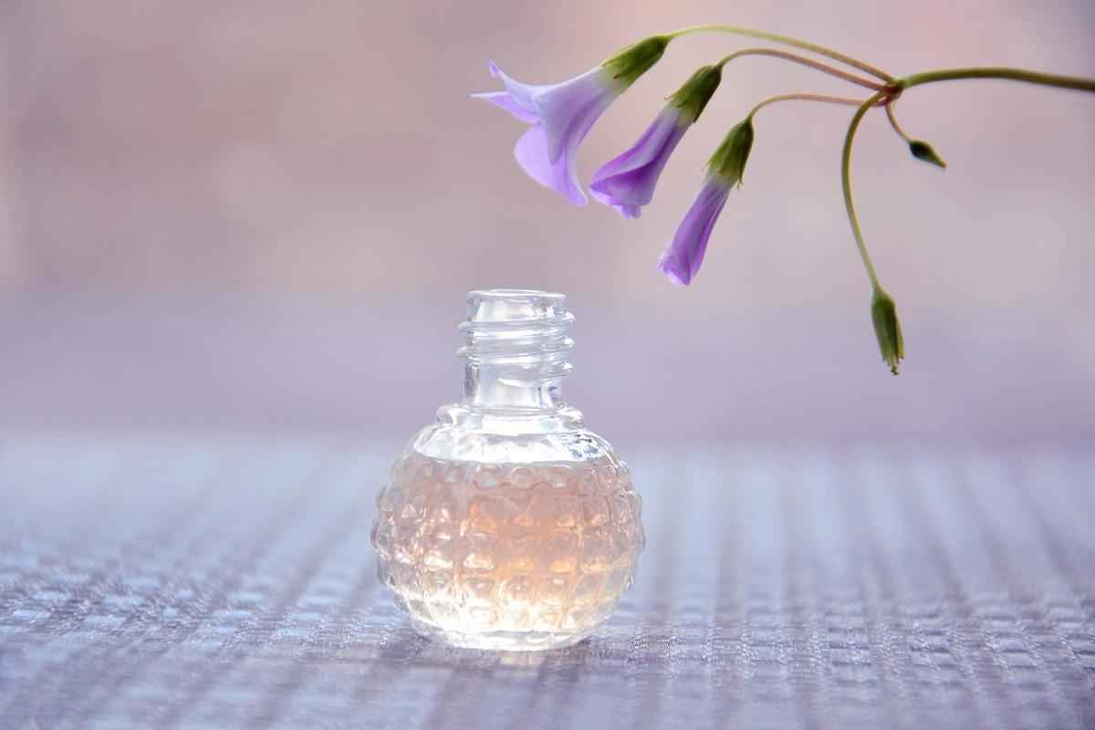 英國調香師馬特（Huib Maat）分享了從事這個行業的甘與苦。此為香水的示意圖。（Pixabay）