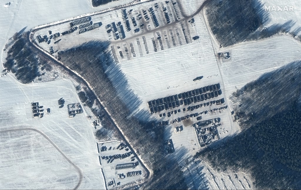 Maxar提供的衛星照片顯示，俄羅斯在白俄羅斯靠近烏克蘭的勒契扎（Rechitsa）駐紮軍隊。（Satellite image c2022 Maxar Technologies/AFP）