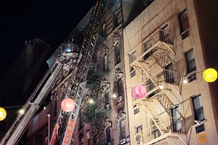 紐約唐人街舊樓火災 身處高層建築如何逃生
