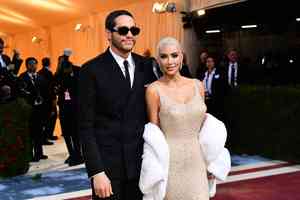 Kim Kardashian患腦動脈瘤 稱離婚壓力引發