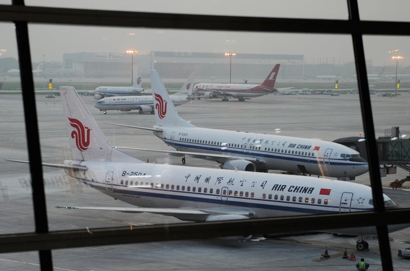 中國三大航空公司年報總虧損超134億元