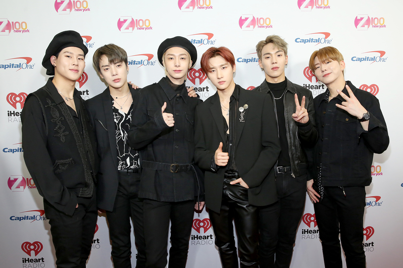  南韓人氣男團MONSTA X於紐約出席iHeartRadio活動資料照。（Monica Schipper/Getty Images）