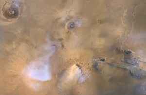 NASA發布新影片 展示火星上空雲層景象