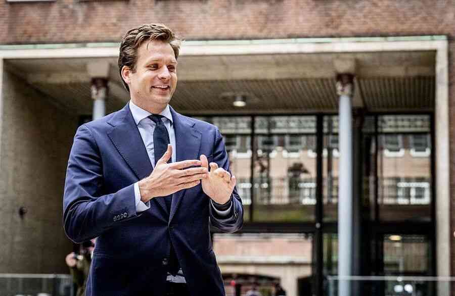 荷蘭大臣揭安世紛爭內幕：如經濟驚悚片