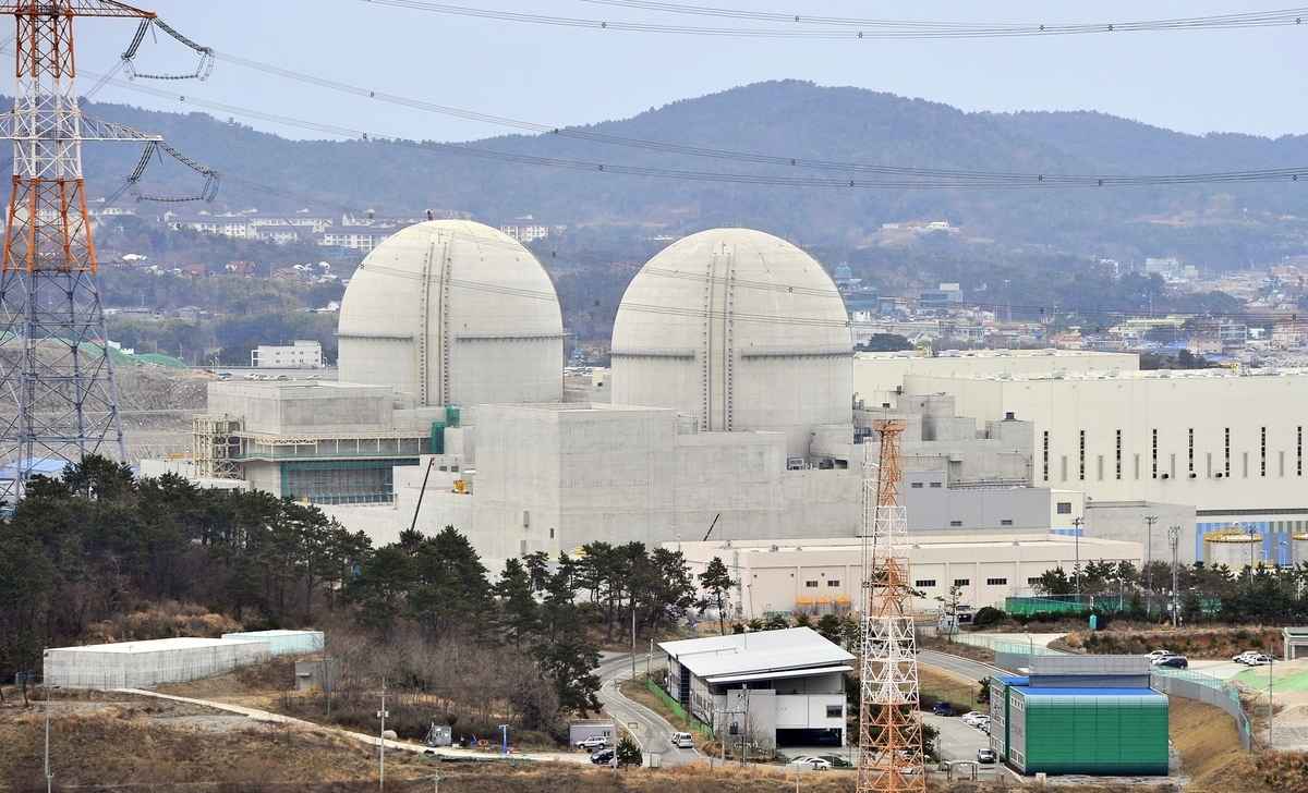 南韓新政府上台後，預計重啟核電站。圖為南韓新古里核電站1、2號機組所在地。（JUNG YEON-JE/AFP via Getty Images）