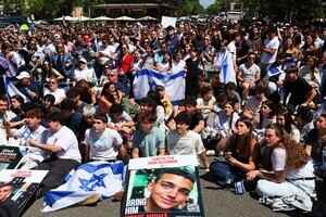 最後一名倖存的美國人質從哈馬斯手中獲釋