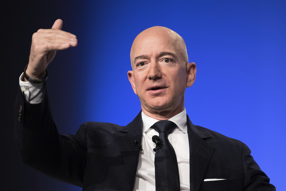 圖為亞馬遜公司（Amazon）創始人謝菲貝索斯（Jeff Bezos）。（MANDEL NGAN/AFP via Getty Images）