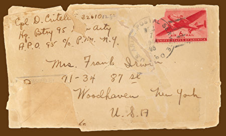 1944年12月6日克里特利寫給妹妹安娜的一封信的第一頁，來自「德國的某個地方」，以及郵寄的信封。（多米尼克‧克里特利提供）