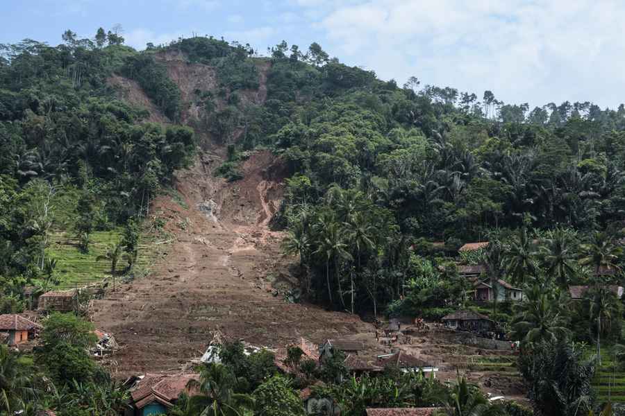 印尼一座金礦發生山泥傾瀉 至少19人失聯