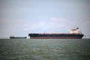 美國放寬向古巴出售委內瑞拉石油限制