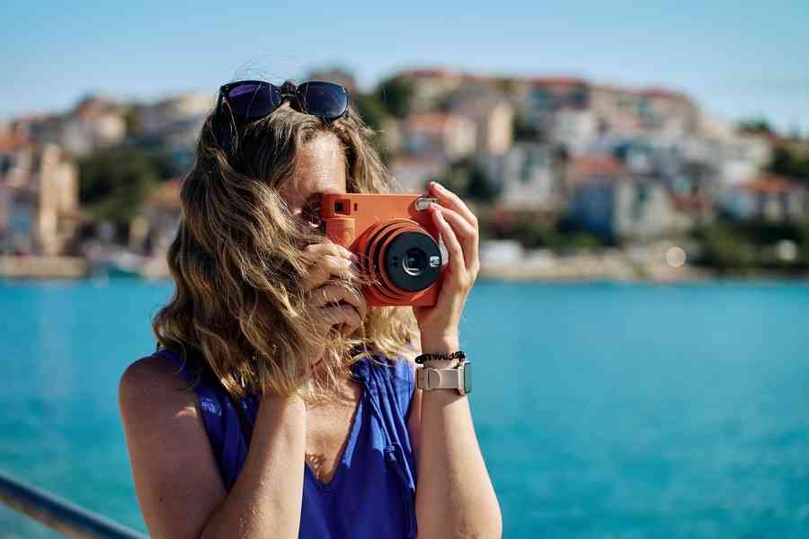 光學新突破：新鏡頭有望比頭髮絲還小