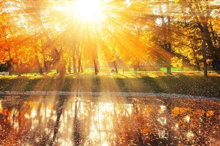 輪迴轉世 動人紀實 : 美麗光圈出現巨神