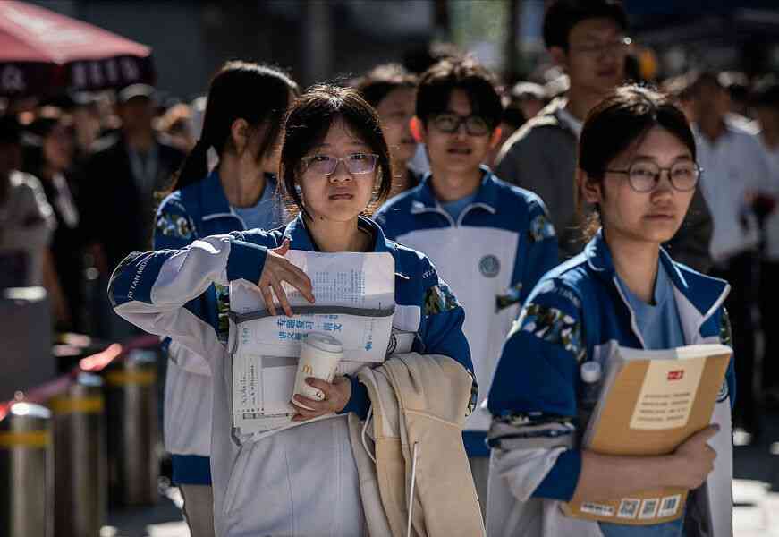 大陸高考人數連降 就業難衝擊升學路