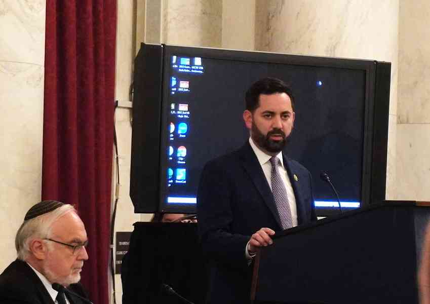 美國議員促拜登 對中共須採取「堅決」態度