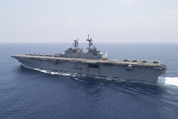 美陸戰隊從閃電航母登上伊朗貨船 影片公開