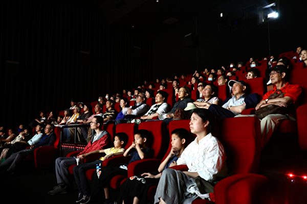 2022年12月4日下午，《演員夢》在澳洲墨爾本Melbourne Central HOYTS影院連映兩場，首映票房爆滿。（Grace Yu／大紀元）