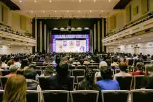 2025澳洲法會召開 法輪功學員分享修煉故事