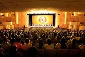 神韻鳳凰城爆滿落幕 世界冠軍：獲得靈感