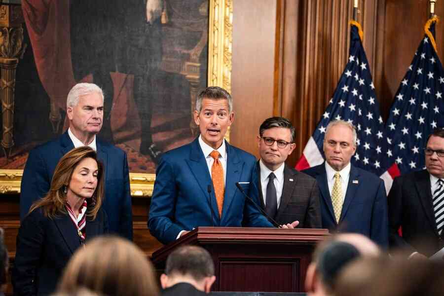 美交通部：加州已吊銷1.7萬非法核發商業駕照