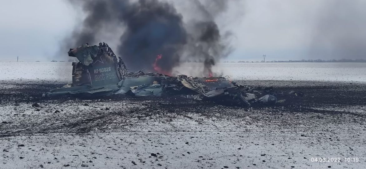2022年3月4日，烏克蘭軍方公布，俄軍一架Su-25戰鬥轟炸機在烏克蘭東部的沃爾諾瓦卡（Volnovakha）上空被擊落。（烏克蘭國防部）
