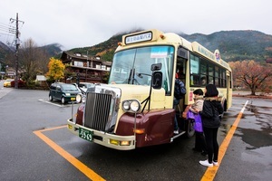 巴士與火車合體 日本新型交通工具問世