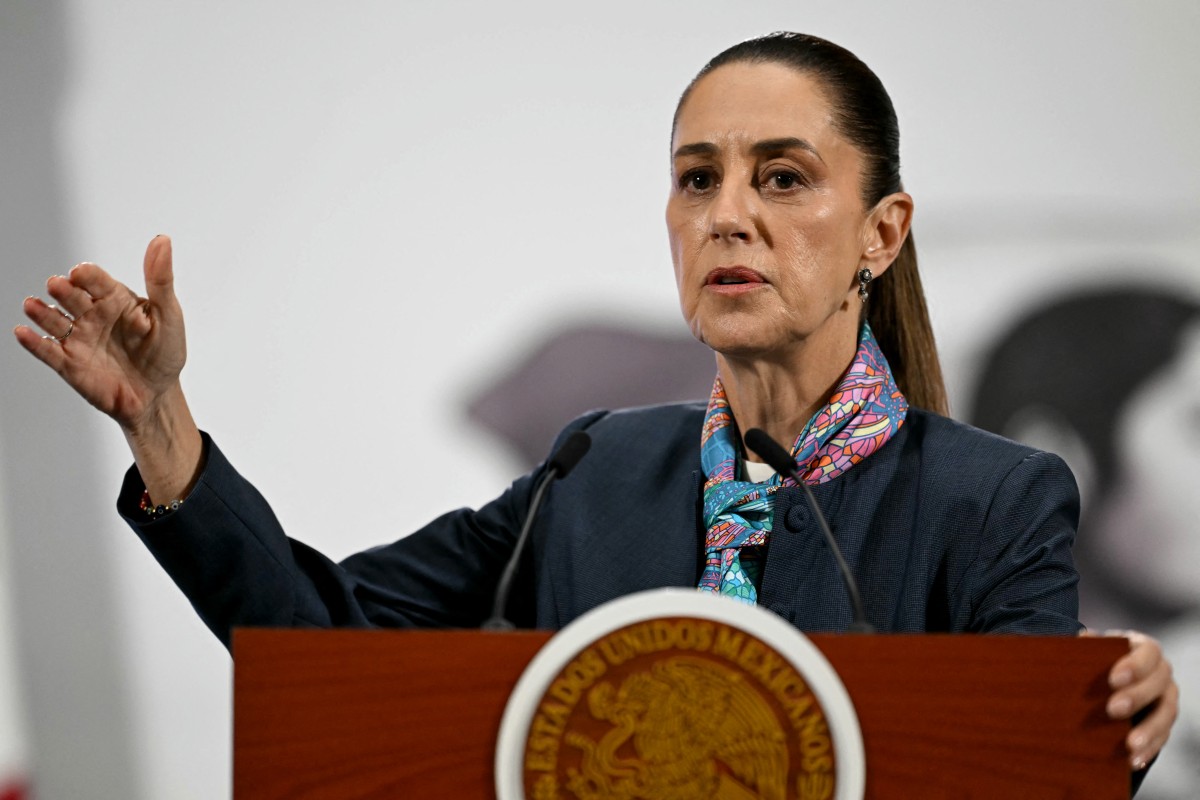2025年9月4日,墨西哥總統欣鮑姆(Claudia Sheinbaum)在每日新聞會上講話。(YURI CORTEZ / AFP)