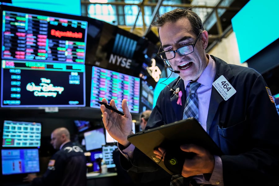 知乎首次在美公開募股 上市首日暴跌24%